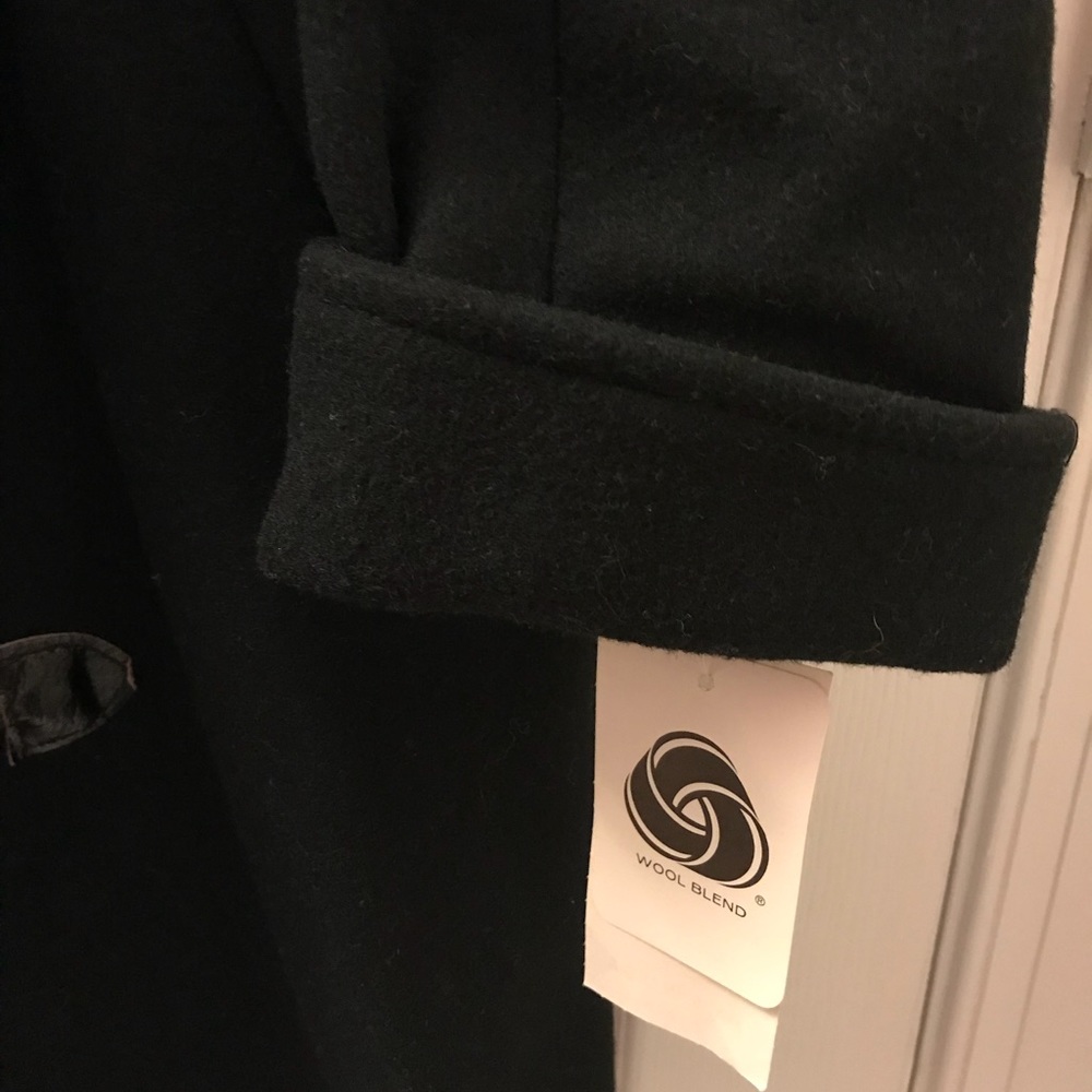 Coat - Picture 4 of 7